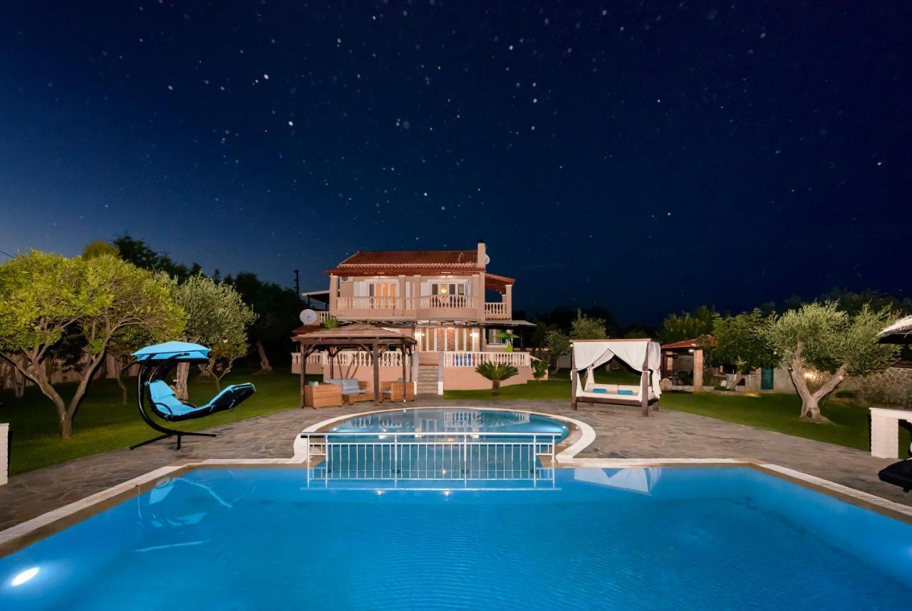 Villa Maxim With Private Pool & Tennis Court Halikounas Екстериор снимка