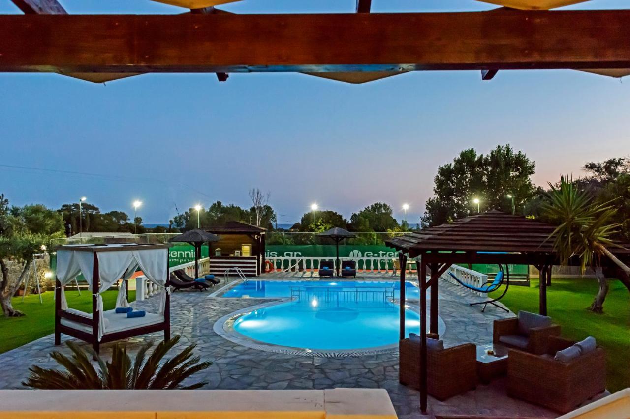 Villa Maxim With Private Pool & Tennis Court Halikounas Екстериор снимка