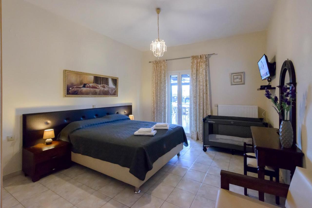 Villa Maxim With Private Pool & Tennis Court Halikounas Екстериор снимка