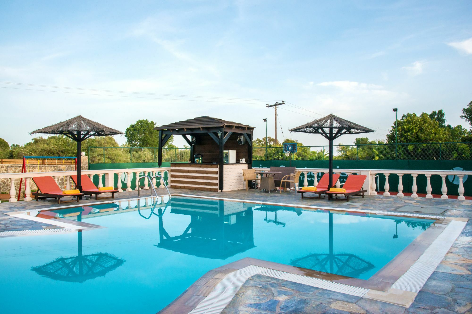 Villa Maxim With Private Pool & Tennis Court Halikounas Екстериор снимка